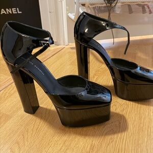 Giuseppe Zanotti Black patent leather Bebe Platform Heels sz 40